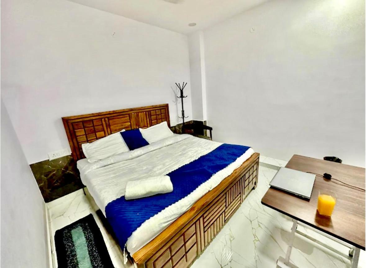 Maison d'hôtes Cosy Rooms, Near Us Embassy Chanakyapuri, - Budget Friendly